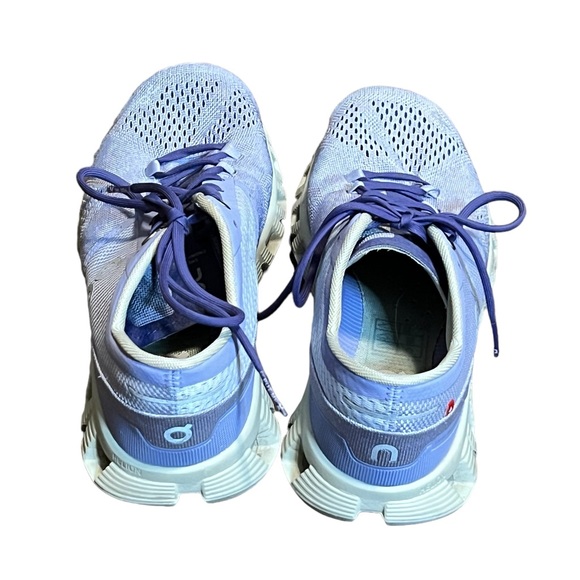 Women’s On Running On Cloud Sneakers Size 5 Purple - Picture 3 of 5